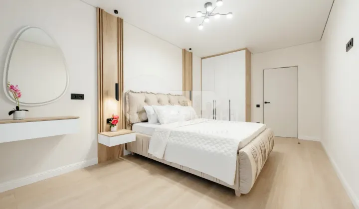 Apartament, Buiucani, VASILE LUPU