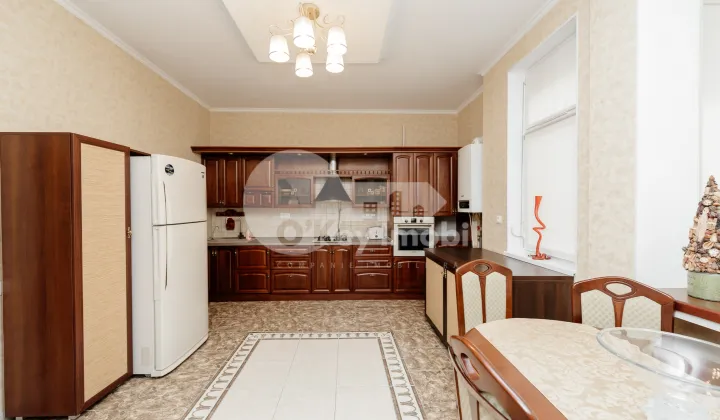Apartament, Centru, PAN HALIPPA