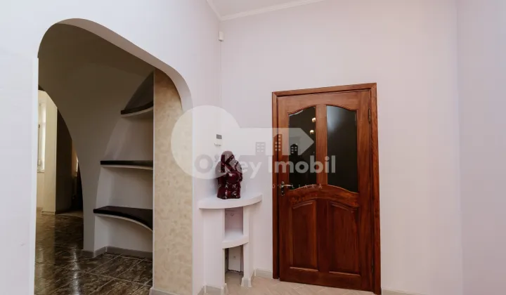 Apartament, Centru, PAN HALIPPA