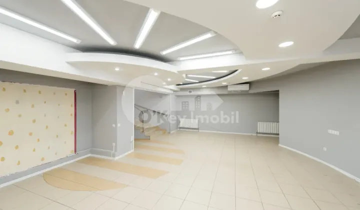 Комм. помещение, Центр, 31 АВГУСТА