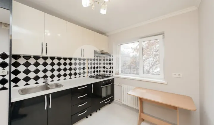 Квартира, Старая Почта, КАЛЯ ОРХЕЮЛУЙ