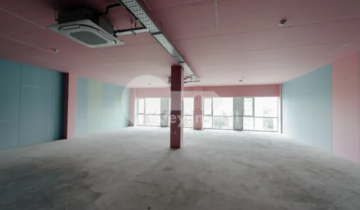 Офис, Буюканы, КАЛЯ ЕШИЛОР