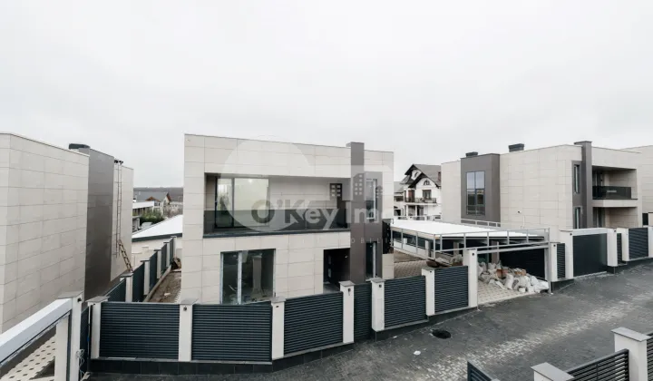 Дом, Рышкановка, УЛ. ЧИКАГО