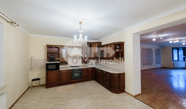 Casă, Râșcani, SPARTACUS