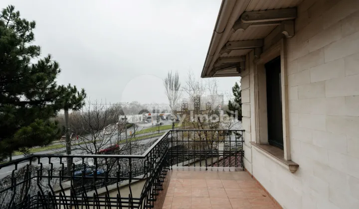 Casă, Râșcani, SPARTACUS