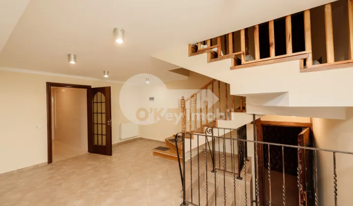 Casă, Râșcani, SPARTACUS