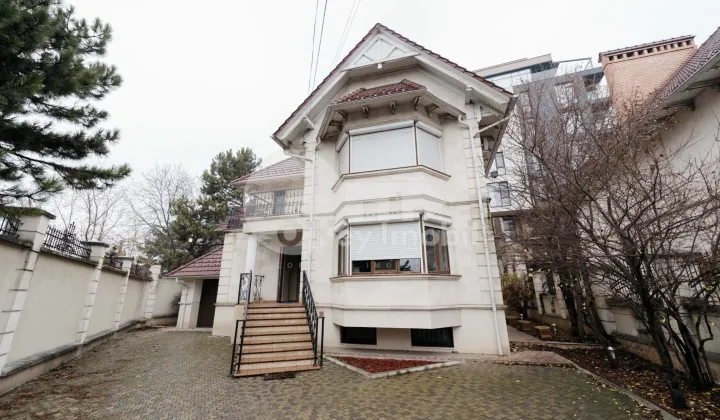 Комм. помещение, Рышкановка, СПАРТАКУС