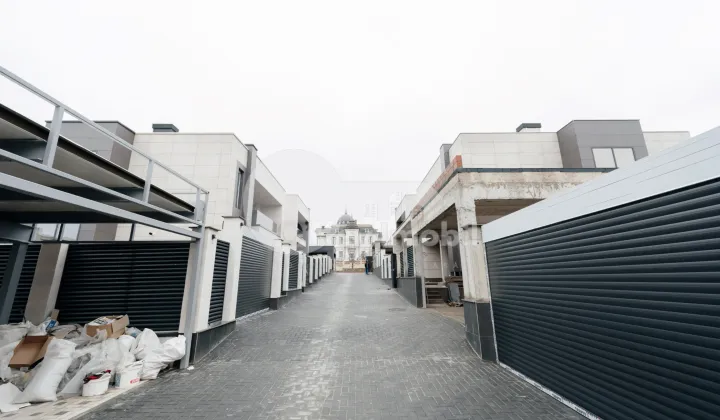 Дом, Рышкановка, УЛ. ЧИКАГО