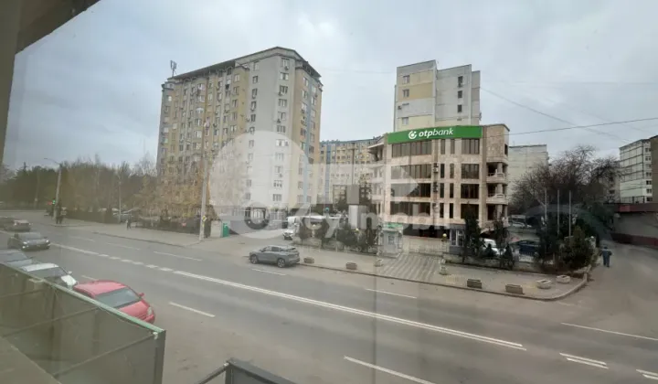 Spațiu comercial, Botanica, CUZA VODĂ