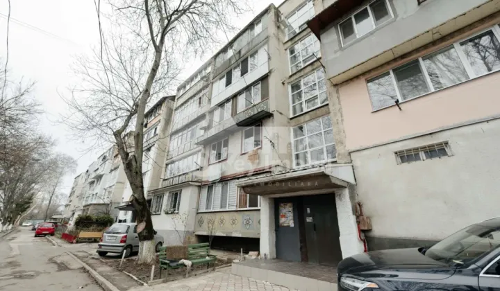 Apartament, Poșta Veche, GHEORGHE MADAN