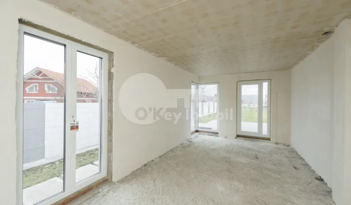 Дом, КОЖУШНА