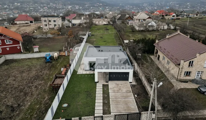 Дом, КОЖУШНА