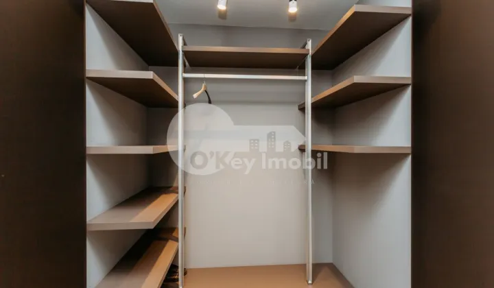 Penthouse, Centru, LEV TOLSTOI