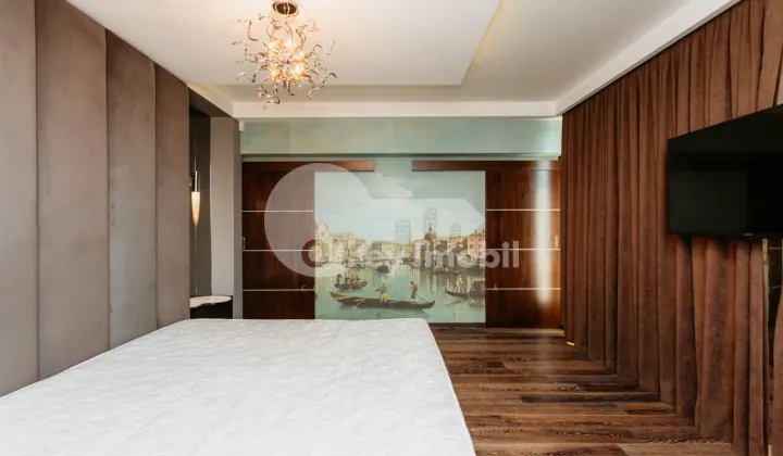 Penthouse, Centru, LEV TOLSTOI