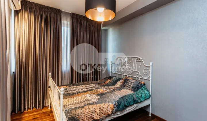 Penthouse, Centru, LEV TOLSTOI