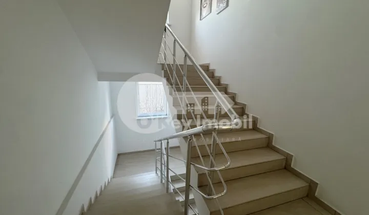 Oficiu, Centru, ION NISTOR