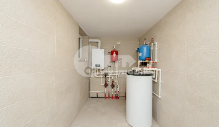 Townhouse, Botanica, PĂȘUNILOR