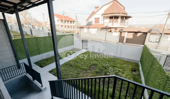 Townhouse, Botanica, PĂȘUNILOR