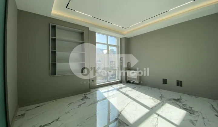 Офис, Центр, МИХАЙ ЕМИНЕСКУ