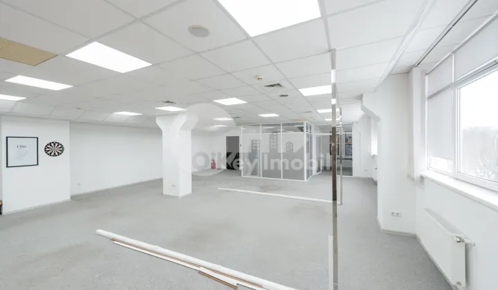 Офис, Буюканы, КАЛЯ ЕШИЛОР