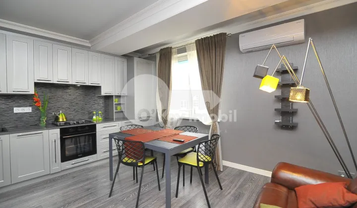 Квартира, Центр, МЕЛЕСТИУ