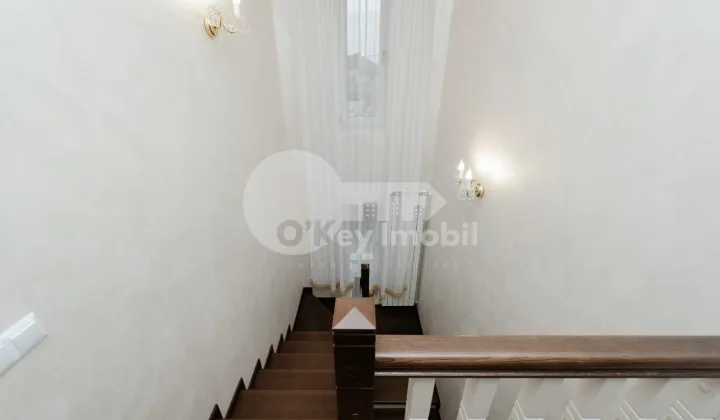 Дом, ДУМБРАВА