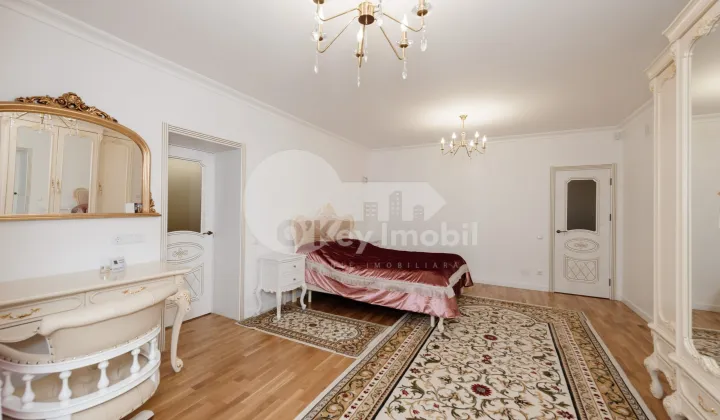 Дом, ДУМБРАВА