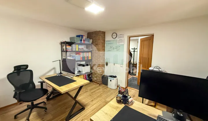 Oficiu, Centru, ARMENEASCĂ