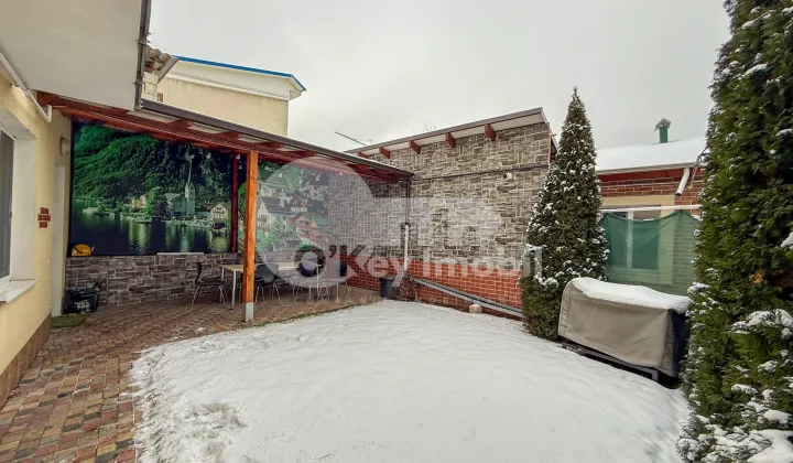 Oficiu, Centru, ARMENEASCĂ