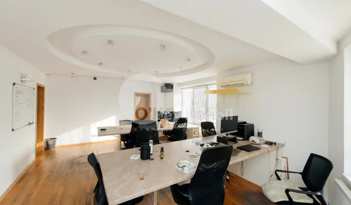 Комм. помещение, Рышкановка, СПАРТАКУС