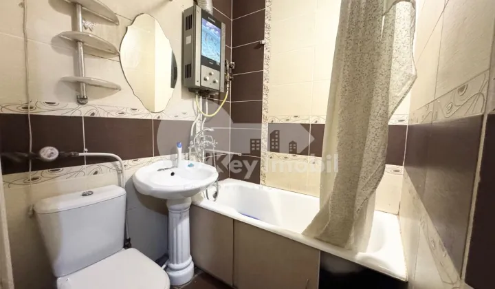 Квартира, Ботаника, НИКОЛАЕ ТИТУЛЕСКУ