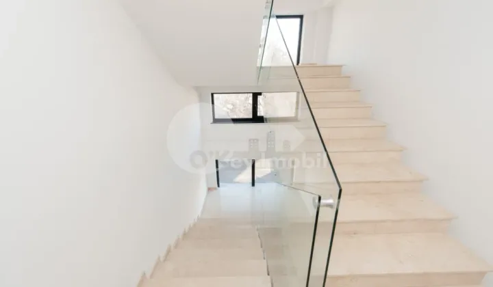 Офис, Центр, Центр, ВАСИЛЕ АЛЕКСАНДРИ