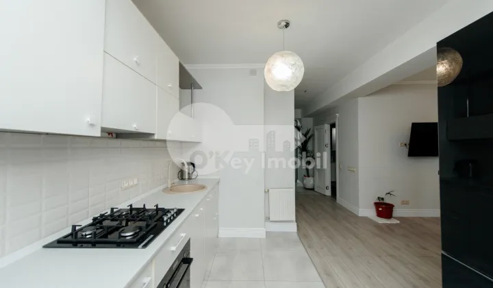 Apartament, Centru, ROMANĂ