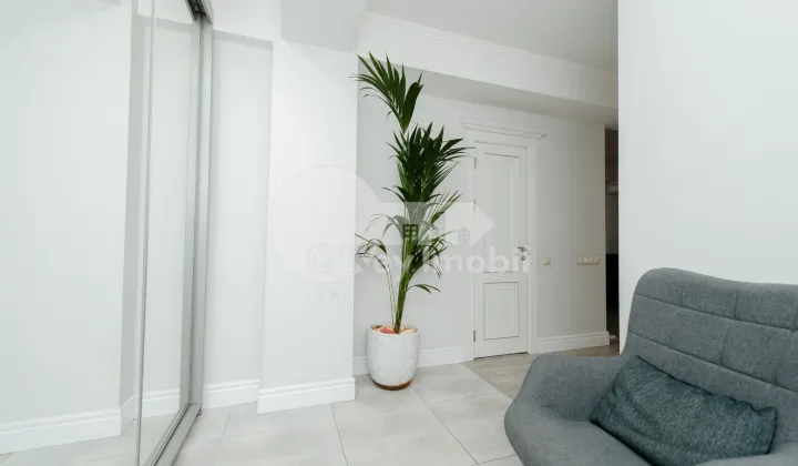 Apartament, Centru, ROMANĂ