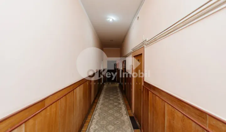 Офис, Центр, КОЛУМНА