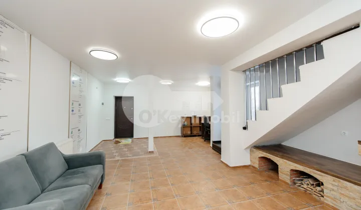 Oficiu, Centru, ALEXEI ȘCIUSEV