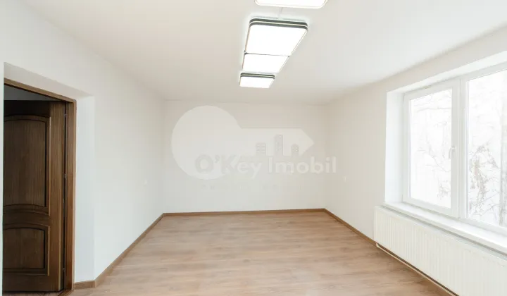 Oficiu, Centru, ALEXEI ȘCIUSEV