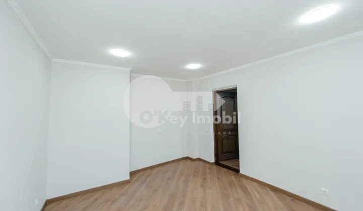 Oficiu, Centru, ALEXEI ȘCIUSEV