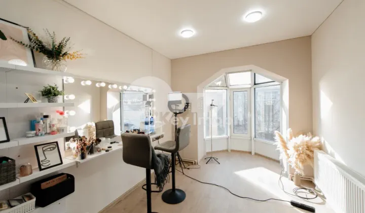 Офис, Центр, КОЛУМНА