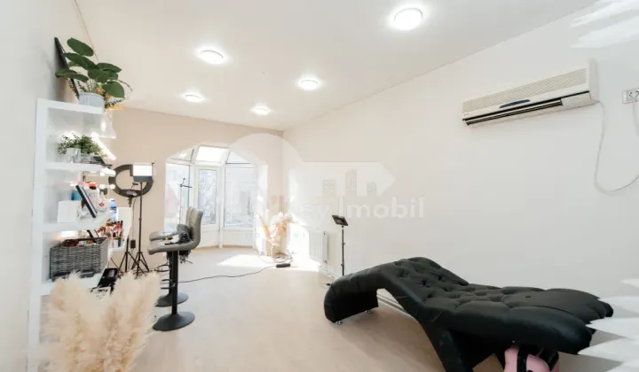 Офис, Центр, КОЛУМНА