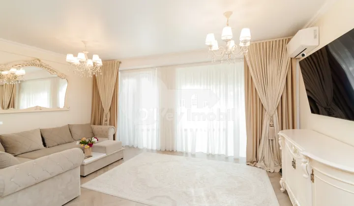 Townhouse, Centru, MELESTIU