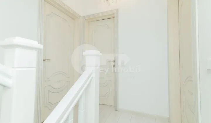 Таунхаус, Центр, МЕЛЕСТИУ