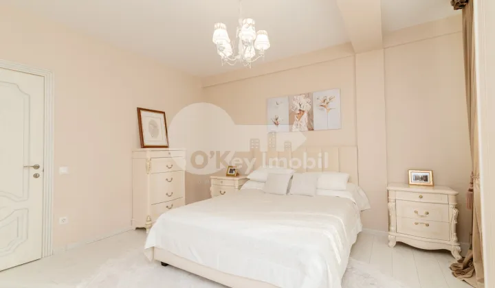 Townhouse, Centru, MELESTIU