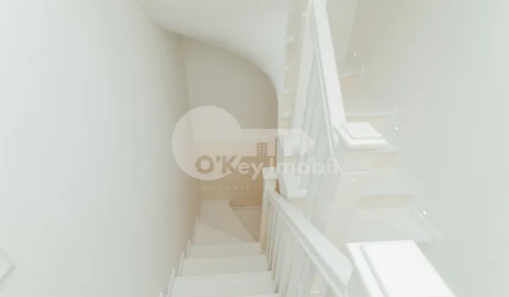 Townhouse, Centru, MELESTIU