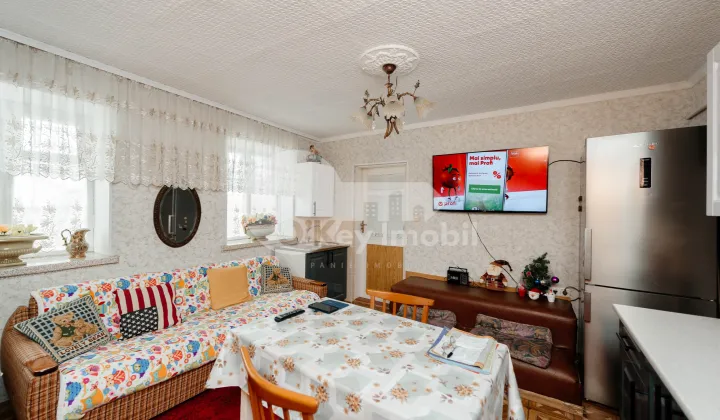 Дом, КРИУЛЯНЫ