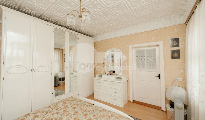 Дом, КРИУЛЯНЫ