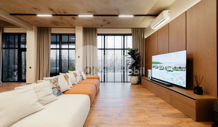 Casă, POIANA DOMNEASCĂ