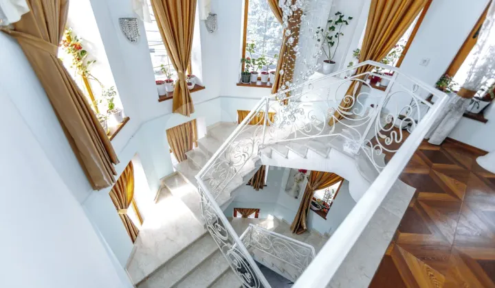 Casă, Centru, SF.GHEORGHE