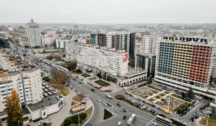 Spațiu comercial, Centru, ȘTEFAN CEL MARE