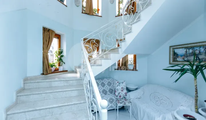 Casă, Centru, SF.GHEORGHE